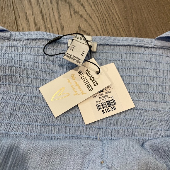 Revamped Crop top - Picture 4 of 6